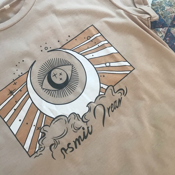 Boho Cosmic Dream Eye Cropped Tee - Picture 3 of 7